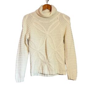 Parkhurst cream wool blend turtle neck sweater
